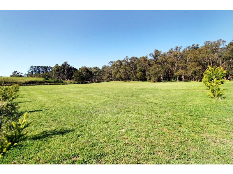 4 / 221-225 Cardigan Road, Mooroolbark VIC 3138