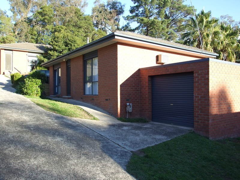 2/23 York Road, Mount Evelyn VIC 3796