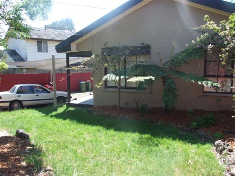 1 Dennis Street, Croydon VIC 3136