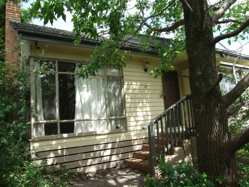 17 Hansen Road, Kilsyth VIC 3137