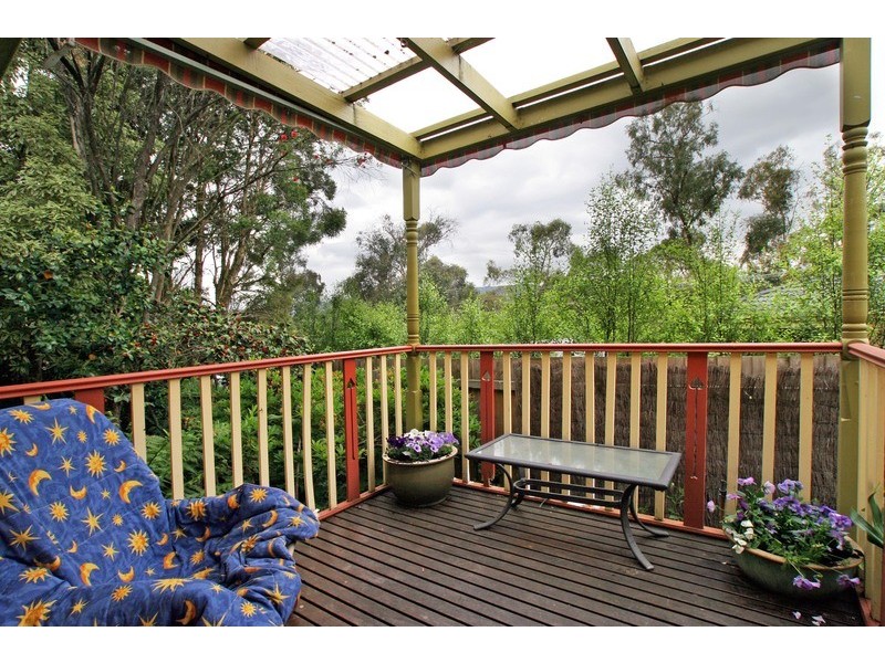 4 Newman Road, Mooroolbark VIC 3138
