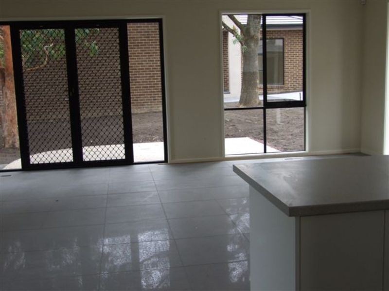 4/32 Bonnie View Road, Croydon North VIC 3136