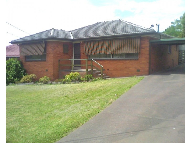 50 Longfellow Avenue, Mooroolbark VIC 3138
