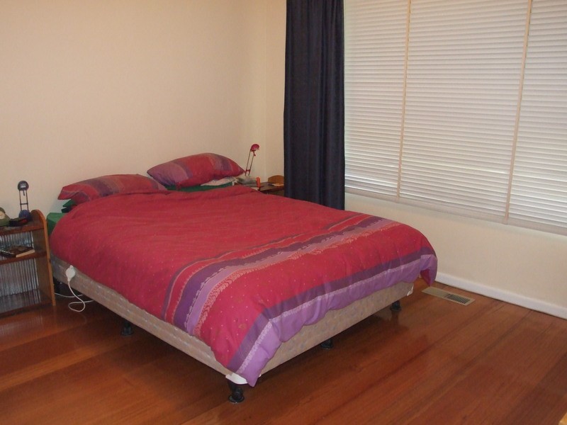 26 Tamworth Road, Kilsyth VIC 3137