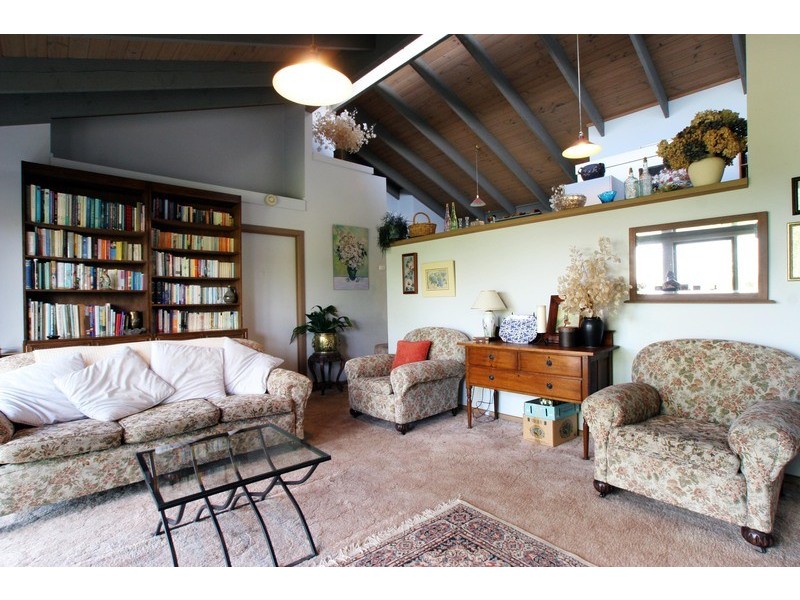 10/21 Howard Street, Seville VIC 3139