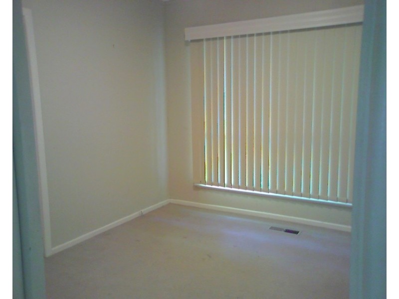 8 Neville Street, Mooroolbark VIC 3138