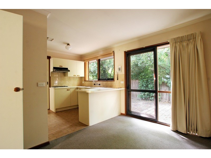 2/26 Sherlock Road, Croydon VIC 3136