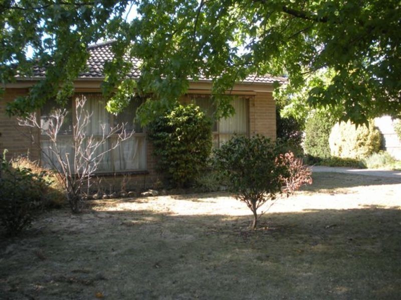 10 Winchester Drive, Bayswater VIC 3153