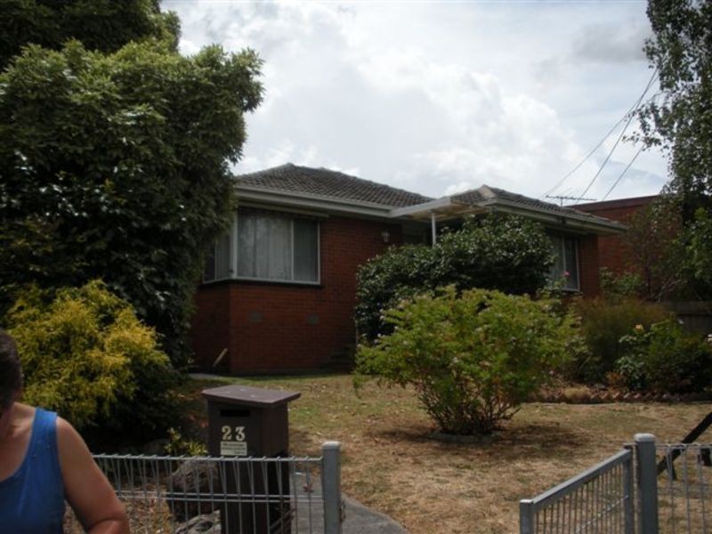 23 Kipling Avenue, Mooroolbark VIC 3138