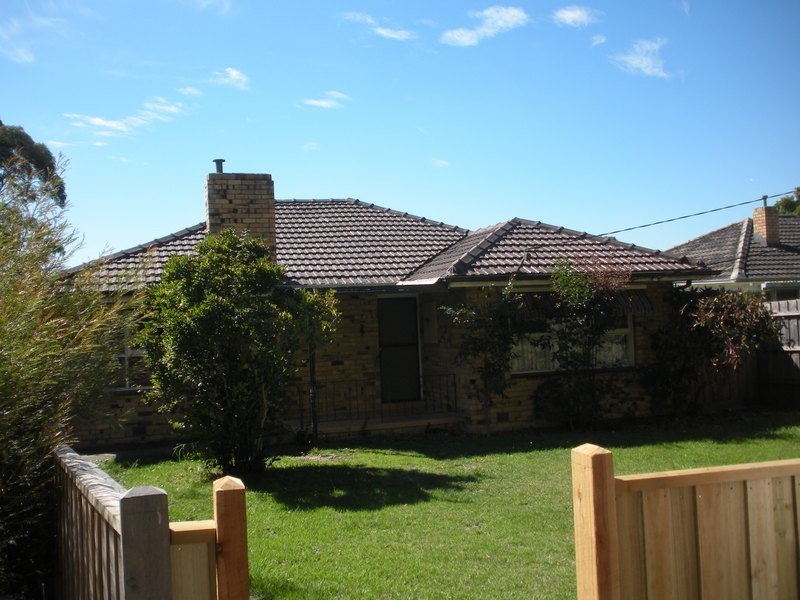 129 Cambridge Road, Mooroolbark VIC 3138