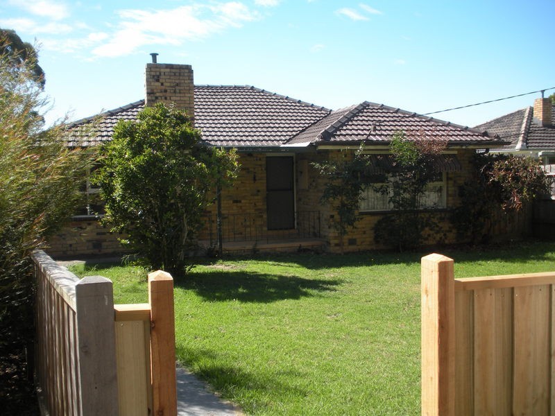 129 Cambridge Road, Mooroolbark VIC 3138