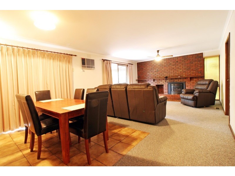 Chirnside Park VIC 3116