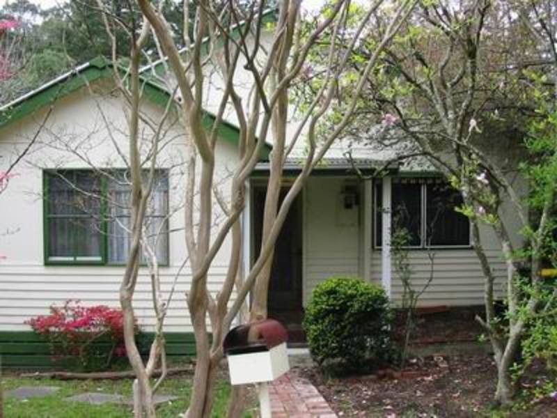 42 Spring Street, Mount Evelyn VIC 3796