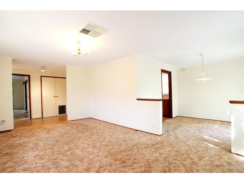 2 Grose Court, Croydon Hills VIC 3136