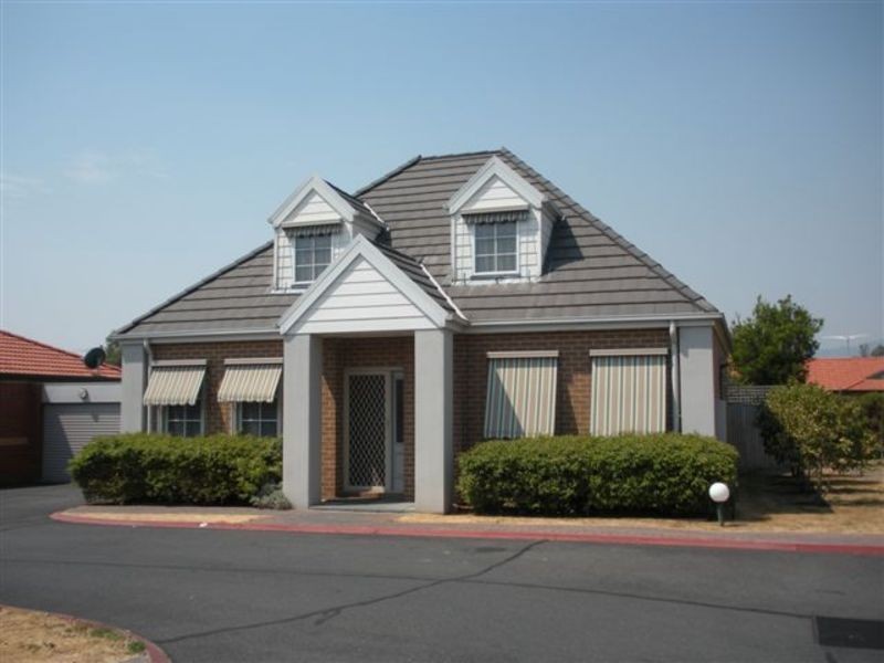 18/355 Dorset Road, Croydon VIC 3136