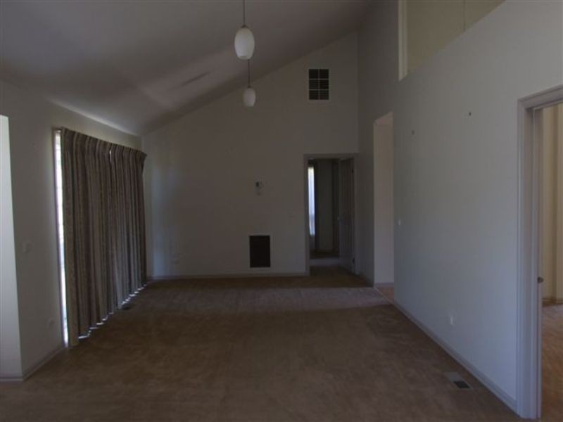 3 Shakespeare Avenue, Mooroolbark VIC 3138