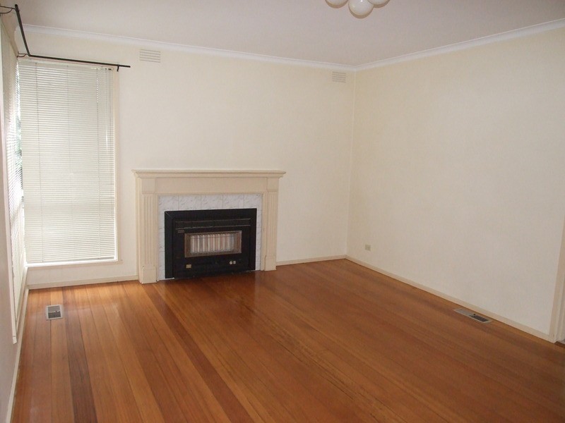 29 Lansell Road, Mooroolbark VIC 3138