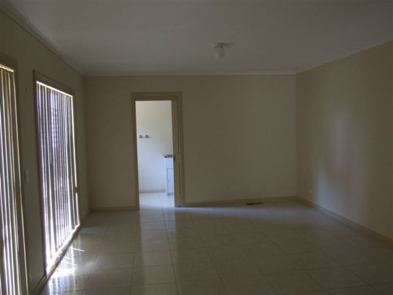 1/12 Victoria Road, Lilydale VIC 3140