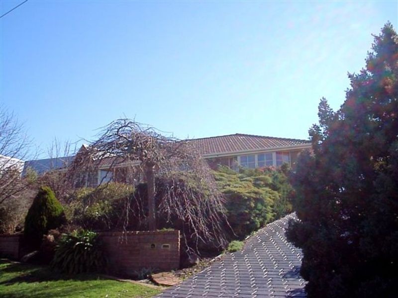 9 Panorama Drive, Croydon North VIC 3136