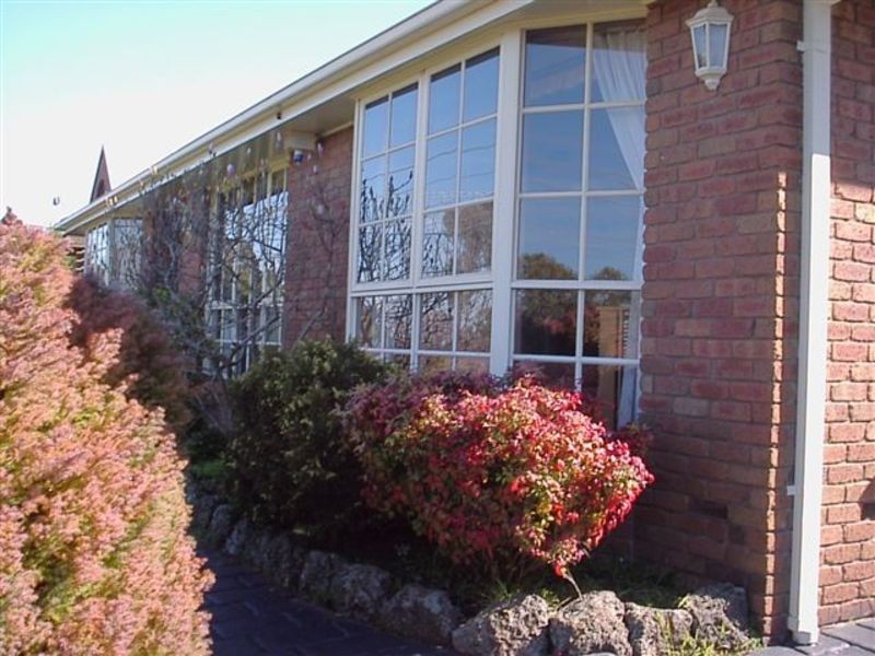 9 Panorama Drive, Croydon North VIC 3136