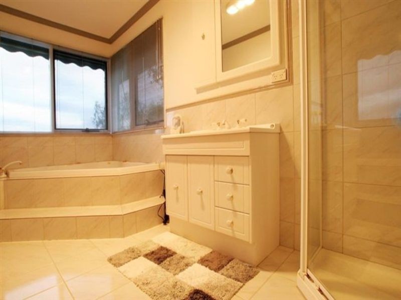 17 The Wridgeway, Mount Evelyn VIC 3796