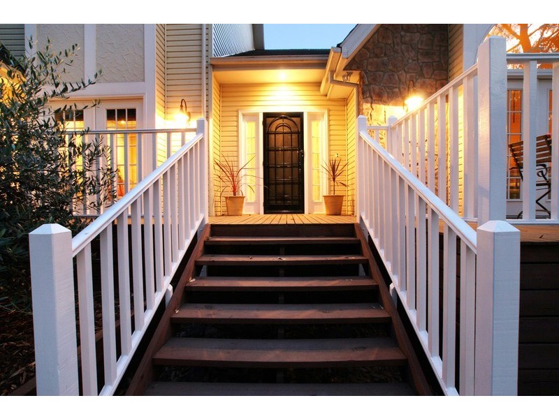 9 Bright Road, Montrose VIC 3765