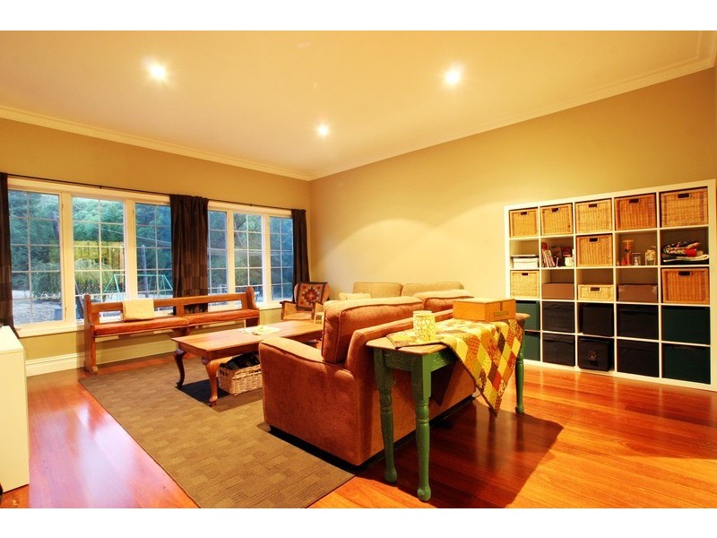 9 Bright Road, Montrose VIC 3765