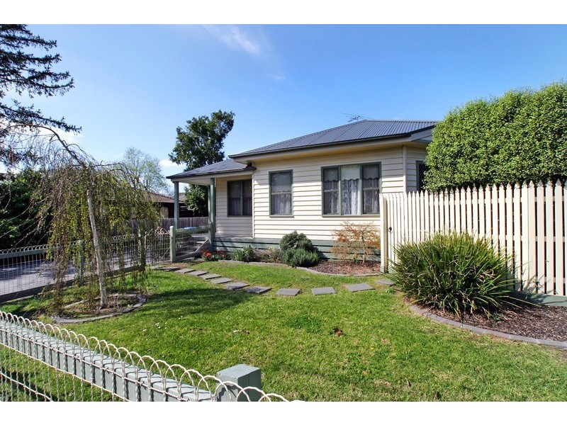 Ringwood East VIC 3135