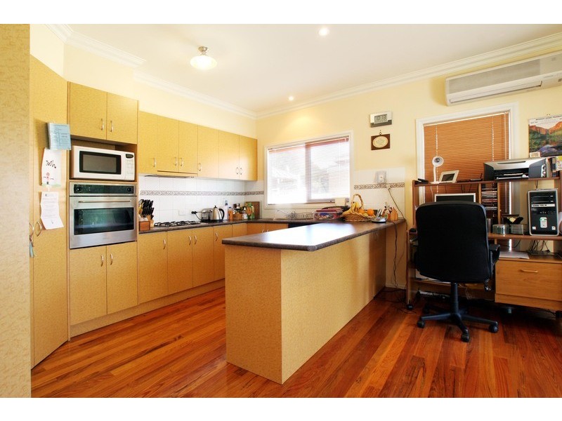 Ringwood East VIC 3135