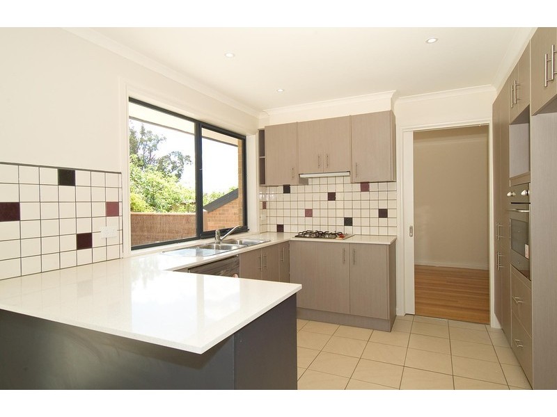 2/5 Humber Road, Croydon North VIC 3136