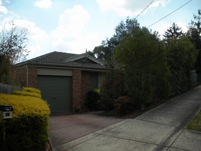 28 Bridges Avenue, Mooroolbark VIC 3138