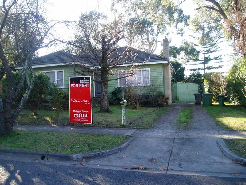 5 Julie Road, Croydon VIC 3136