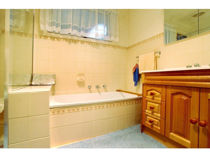 Ringwood East VIC 3135