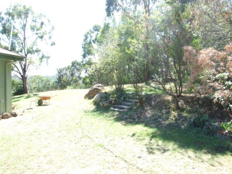 3 Lower View Road, Montrose VIC 3765