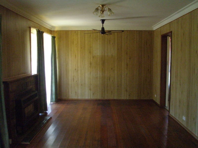 55 Esther Crescent, Mooroolbark VIC 3138