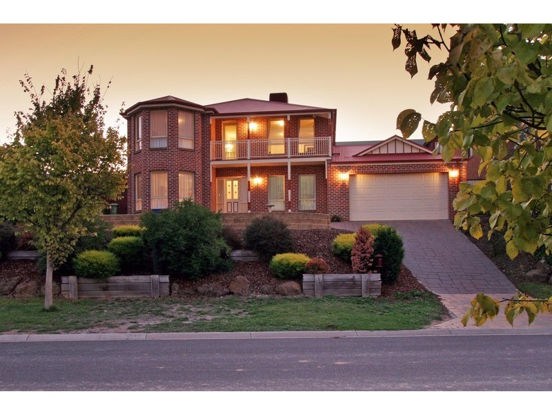 63 Yarra Valley Boulevard, Chirnside Park VIC 3116