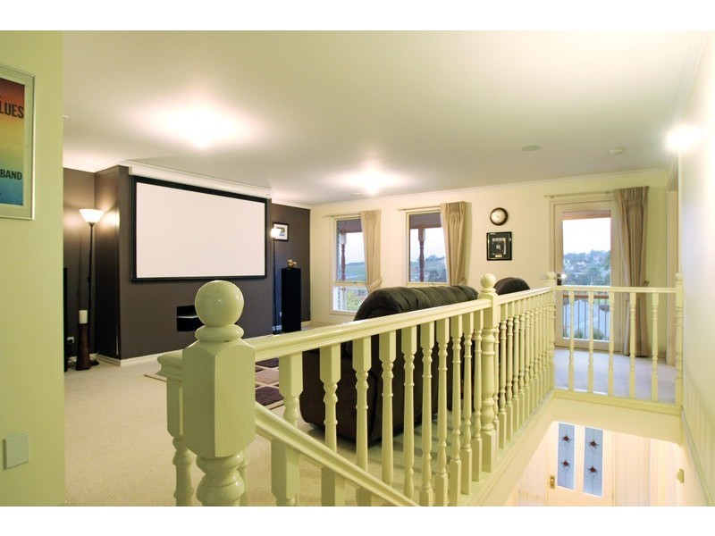 63 Yarra Valley Boulevard, Chirnside Park VIC 3116