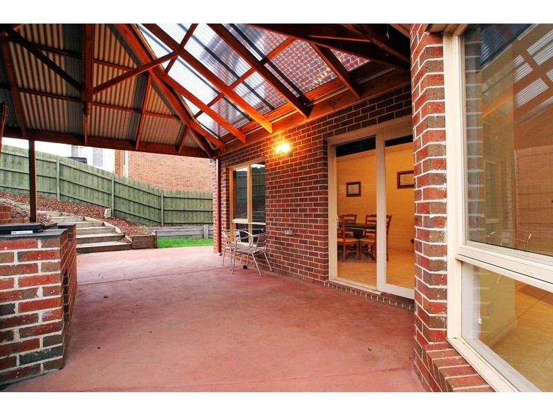 63 Yarra Valley Boulevard, Chirnside Park VIC 3116