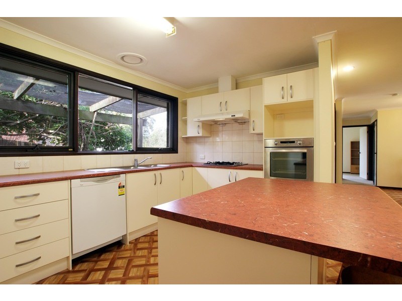 79 Esther Crescent, Mooroolbark VIC 3138