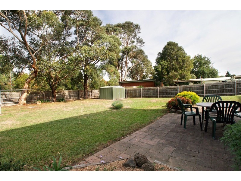 79 Esther Crescent, Mooroolbark VIC 3138