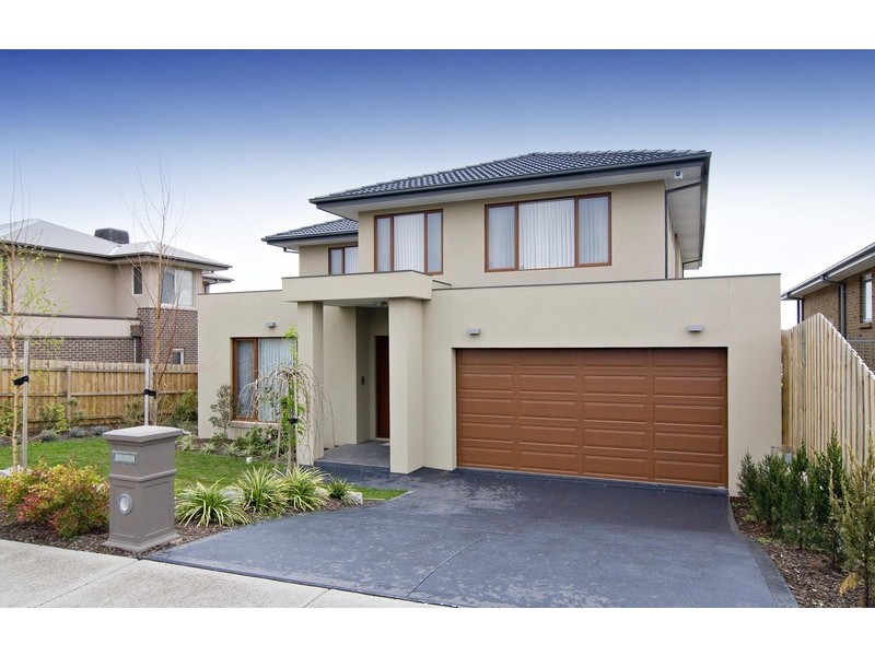 9 Kingston Way, Mooroolbark VIC 3138