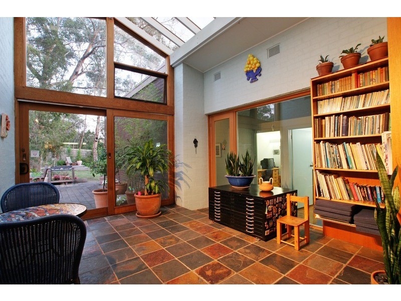 79 Diane Crescent, Croydon VIC 3136