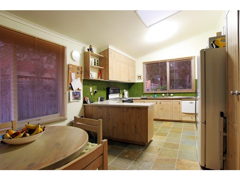 79 Diane Crescent, Croydon VIC 3136