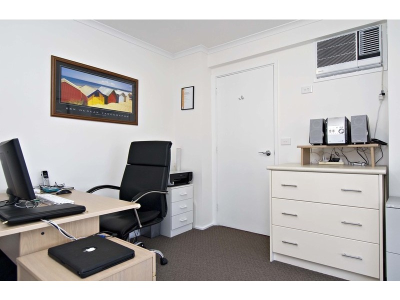 11 Barker Drive, Mooroolbark VIC 3138
