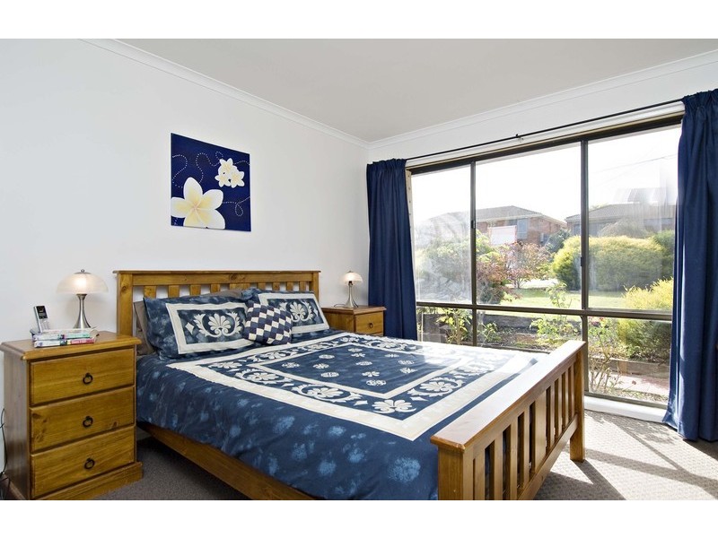 11 Barker Drive, Mooroolbark VIC 3138