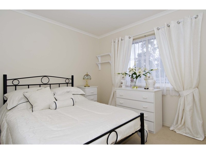 11 Keats Road, Mooroolbark VIC 3138