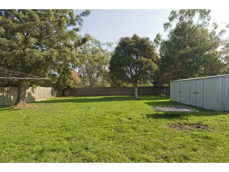 103 Carronvale Road, Mooroolbark VIC 3138