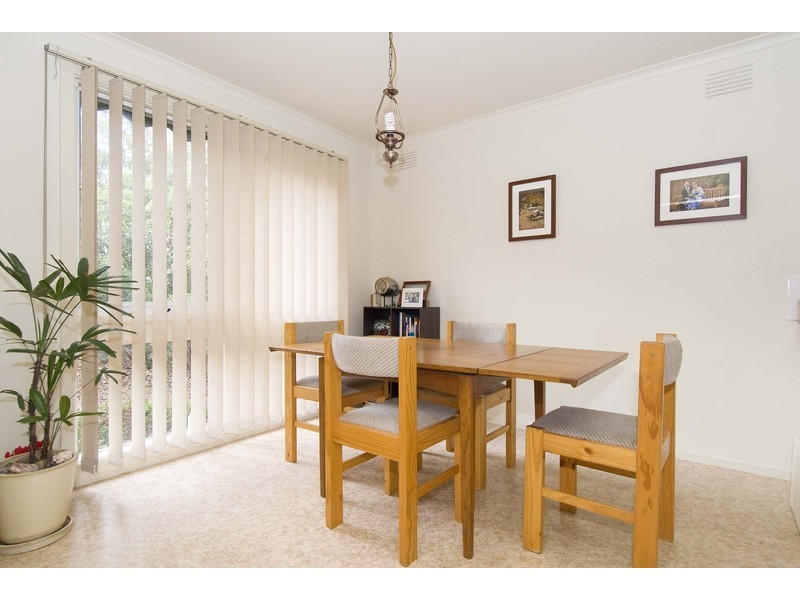 27 Barclay Avenue, Croydon VIC 3136