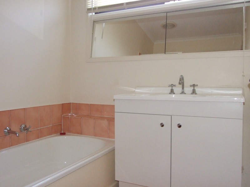 25 Edward Road, Chirnside Park VIC 3116