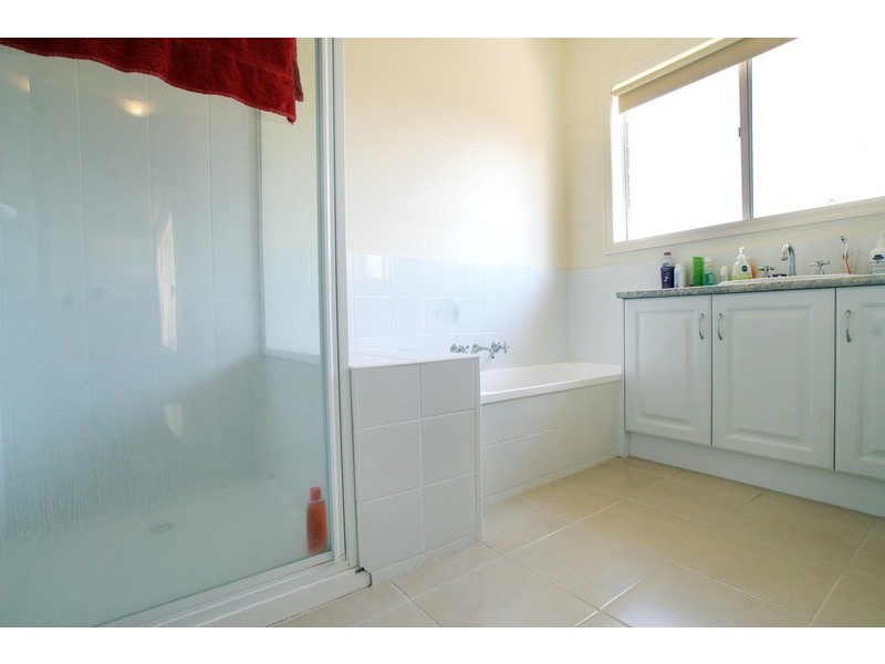 3/16-20 Smith Street, Healesville VIC 3777